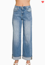 Load image into Gallery viewer, The Cool Girl Jeans
