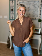 Load image into Gallery viewer, Autumn Ease Button Down (Brown)
